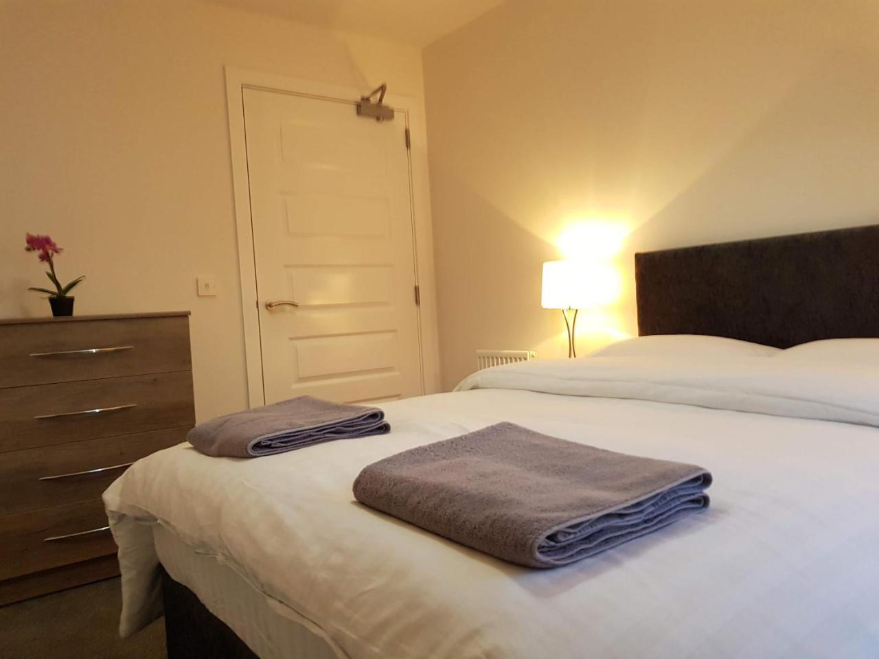 3 Royal View Apartments Стерлинг Экстерьер фото
