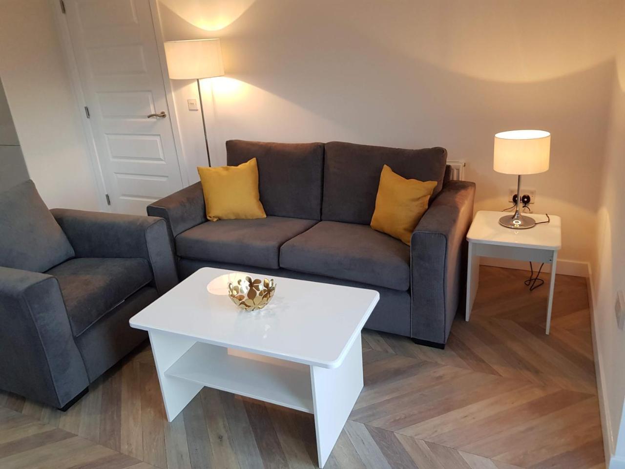 3 Royal View Apartments Стерлинг Экстерьер фото