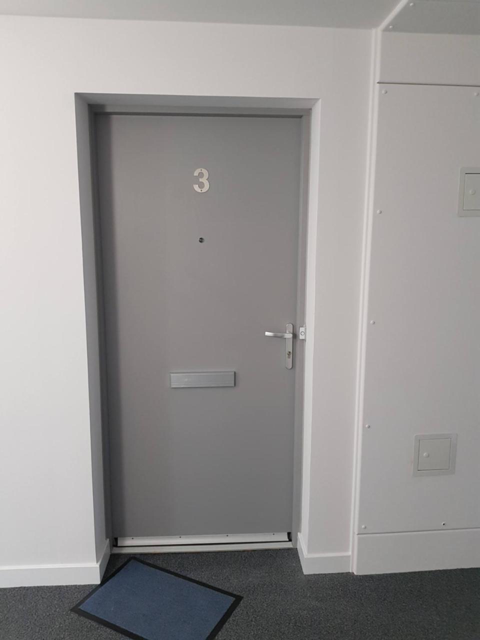3 Royal View Apartments Стерлинг Экстерьер фото